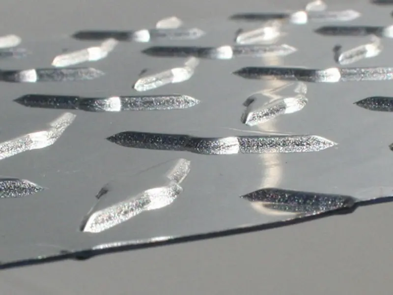 Алюминиевые рифленые листы рядом со мной