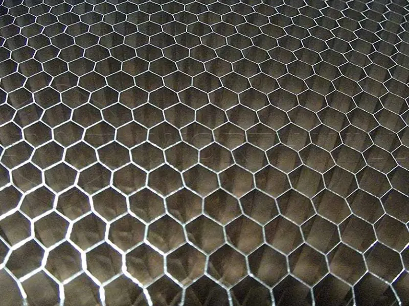 Что такое алюминиевое сотовое ядро?